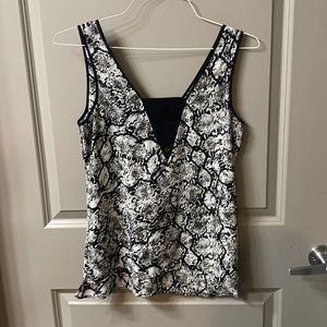 Express pattern shirt